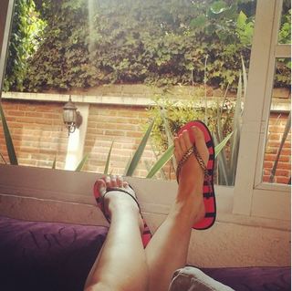 Carolina Miranda feet photo thumbnail