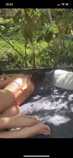 Carolina Miranda feet photo thumbnail