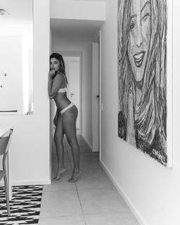 Carolina Oliveira feet photo 9