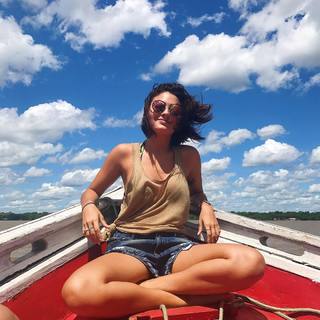 Carolina Oliveira feet photo 2