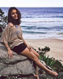 Carolina Oliveira feet photo 17