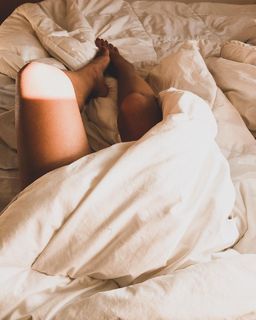 Carolina Oliveira feet photo 6