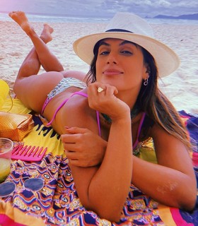 Carolina Peixinho feet photo 1