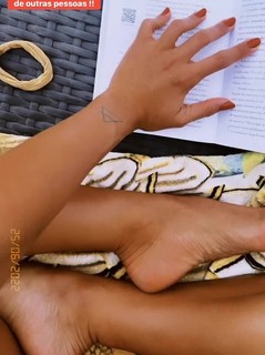 Carolina Peixinho feet photo 2