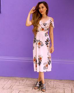 Carolina Ross feet photo 1
