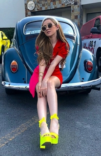 Carolina Ross feet photo 2