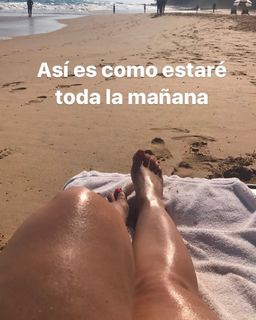 Carolina Sandoval feet photo 14