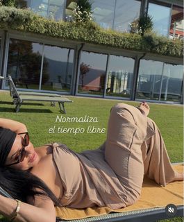 Carolina Sandoval feet photo 11