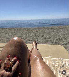 Carolina Sandoval feet photo 9