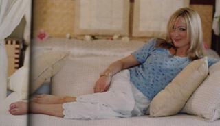 Caroline Aherne feet photo 2