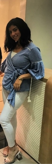 Caroline Azmy feet photo thumbnail