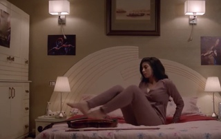 Caroline Azmy feet photo thumbnail