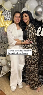 Caroline Azmy feet photo thumbnail