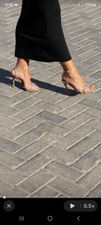 Caroline Azmy feet photo thumbnail