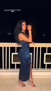 Caroline Azmy feet photo thumbnail