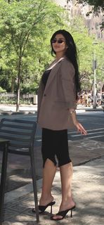 Caroline Azmy feet photo 4