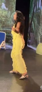 Caroline Azmy feet photo 9
