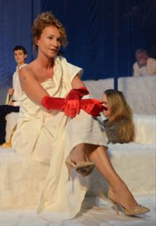 Caroline Beil feet photo thumbnail