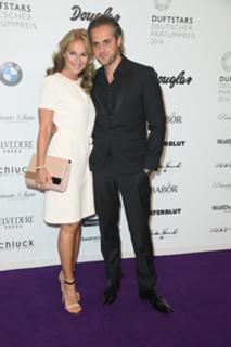 Caroline Beil feet photo thumbnail