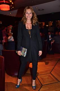 Caroline Beil feet photo thumbnail