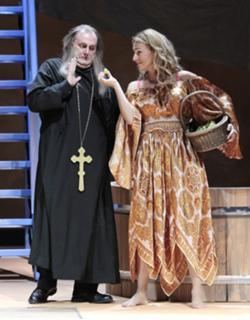 Caroline Beil feet photo thumbnail