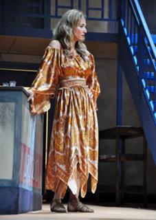 Caroline Beil feet photo thumbnail