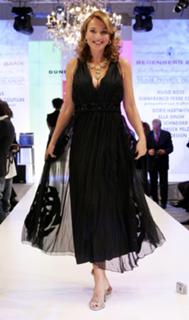 Caroline Beil feet photo thumbnail