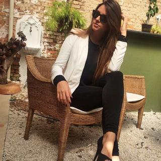 Caroline Chafauzer feet photo 17