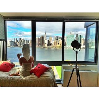 Caroline Chafauzer feet photo 13