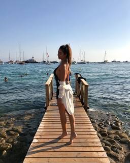 Caroline Chafauzer feet photo 5