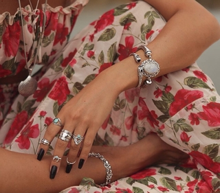 Caroline Chafauzer feet photo 4