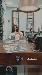 Caroline Chafauzer feet photo 5