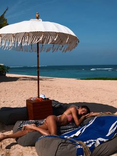 Caroline Chafauzer feet photo 6