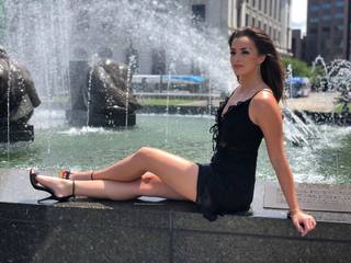 Caroline Collins feet photo 12