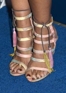 Caroline D'Amore feet photo 4