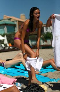 Caroline D'Amore feet photo 3