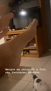 Caroline Dallarosa feet photo 14