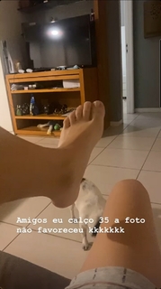 Caroline Dallarosa feet photo 13