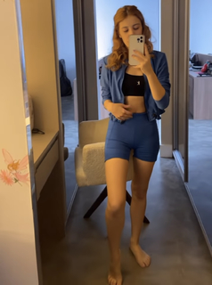 Caroline Dallarosa feet photo 9