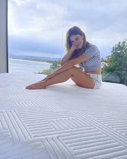Caroline Dallarosa feet photo 3