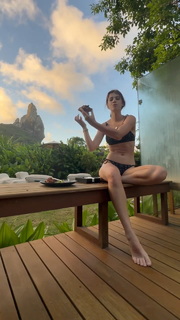 Caroline Dallarosa feet photo 4