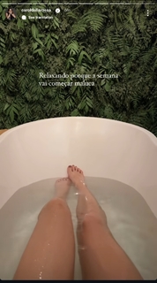 Caroline Dallarosa feet photo 12