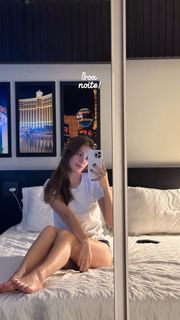 Caroline Dallarosa feet photo 9