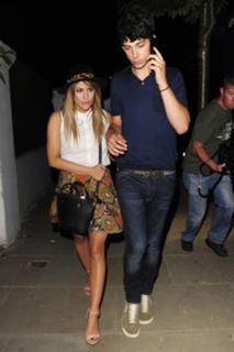 Caroline Flack feet photo thumbnail
