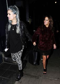 Caroline Flack feet photo thumbnail