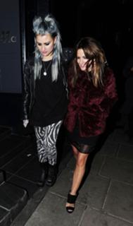 Caroline Flack feet photo thumbnail