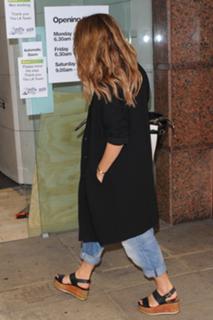 Caroline Flack feet photo thumbnail