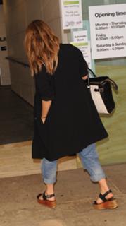 Caroline Flack feet photo thumbnail