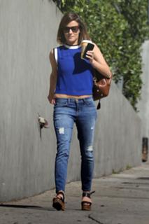 Caroline Flack feet photo thumbnail
