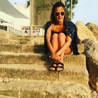 Caroline Flack feet photo thumbnail